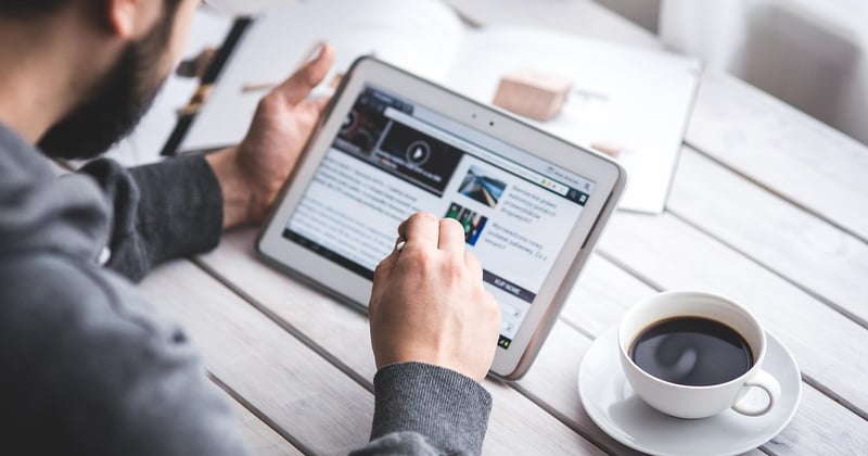 Blog d'actualités et d'informations : bâtir une lecture qui sert vos décisions